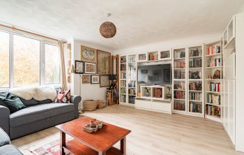 13 Upper Cramond Court, Edinburgh