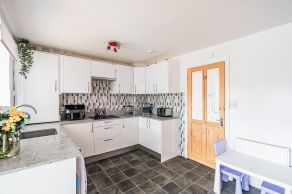 16 Corbieshot, Edinburgh, EH15 3RY - Image 5