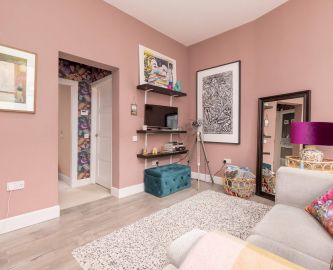 Third image of 20 Constitution Street, Leith, EH6 7BT