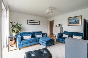 22 Broomieknowe Park, Bonnyrigg, EH19 2JB - Image 4