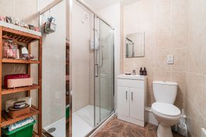 2/2 Slaeside, Hanover Court, Balerno, EH14 7HL - Image 5