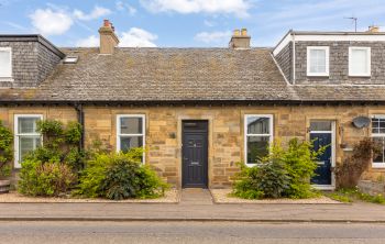 8 Main Street, Newton