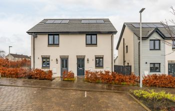 10 Woodleigh Gardens, Bonnyrigg