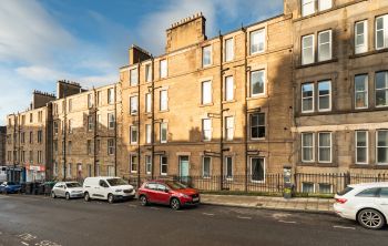 137/20 Broughton Road, Edinburgh