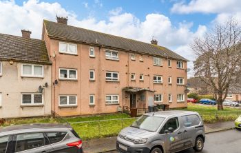 52/6 Dochart Drive, Edinburgh