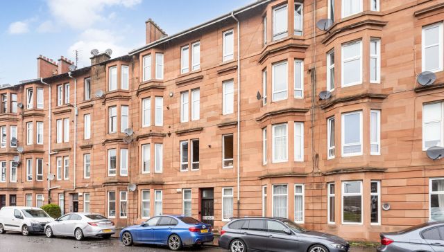 2/3 1248 Cathcart Road, Glasgow