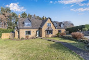 4 Dryden Grove, Roslin