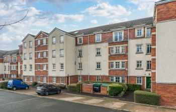 4/8 Carrick Knowe Avenue, Edinburgh