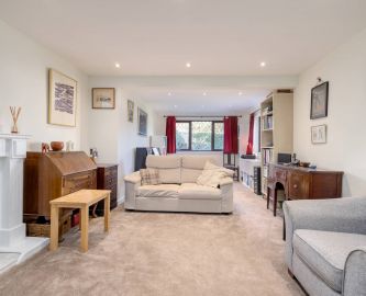 Third image of 3 Craiglockhart Avenue, Edinburgh, EH14 1DQ