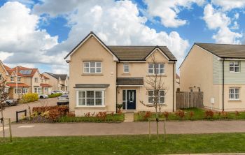 4 Nethershiel Lane, East Calder