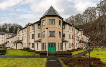 32 Bellerophon Drive, Penicuik