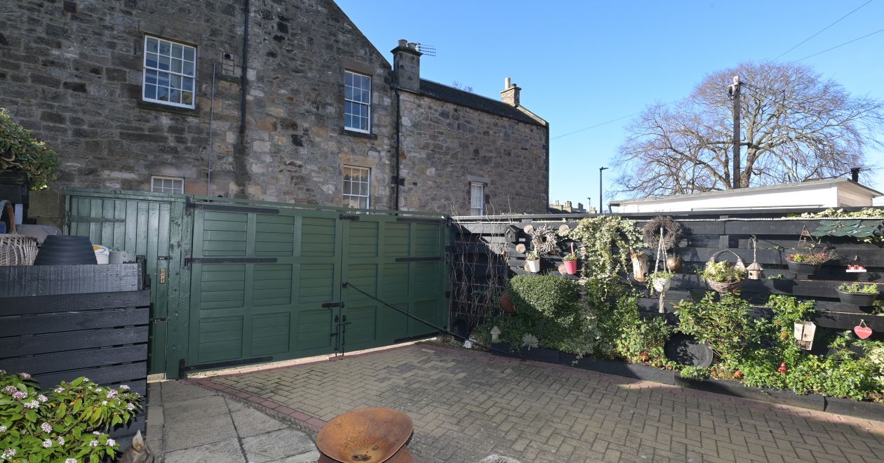 38 Bellfield Street, Edinburgh, EH15 2BP