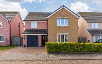 70 Corby Craig Avenue, Bilston