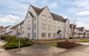 56D Easter Langside Drive, Dalkeith