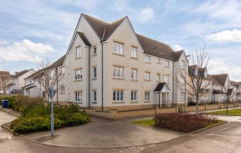 56D Easter Langside Drive, Dalkeith