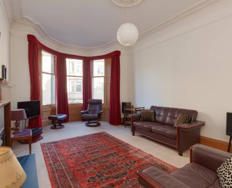 Third image of 5 2f1 Bruntsfield Gardens, Edinburgh, EH10 4DX