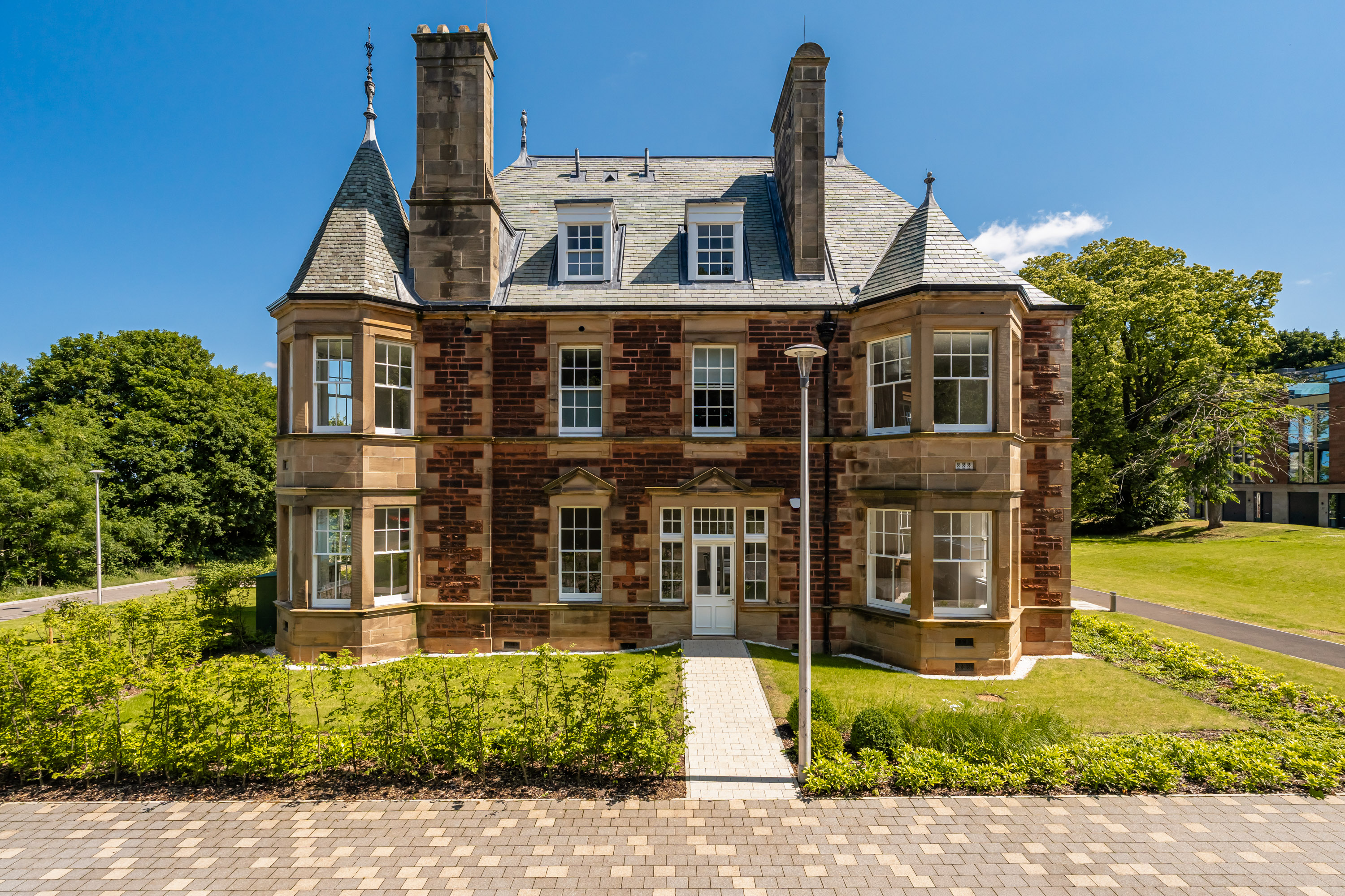 Apartment QC05 Sassoon Grove, Morningside, Edinburgh, EH10 5FA, photo 2