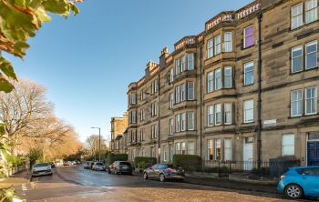 39 3F2 Merchiston Crescent, Edinburgh