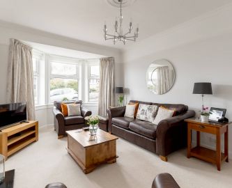 Third image of 18 Pentland Grove, EDINBURGH, EH10 6NR
