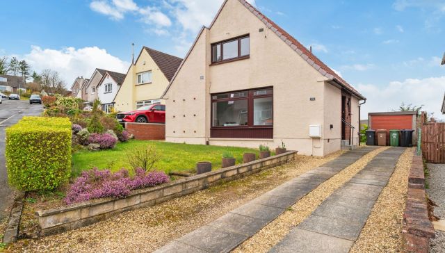 12 Oakwood Avenue, Paisley