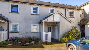 5 Maxwell Court, Langholm