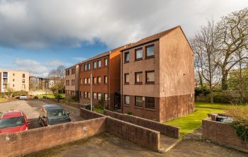 11/4 West Winnelstrae, Edinburgh