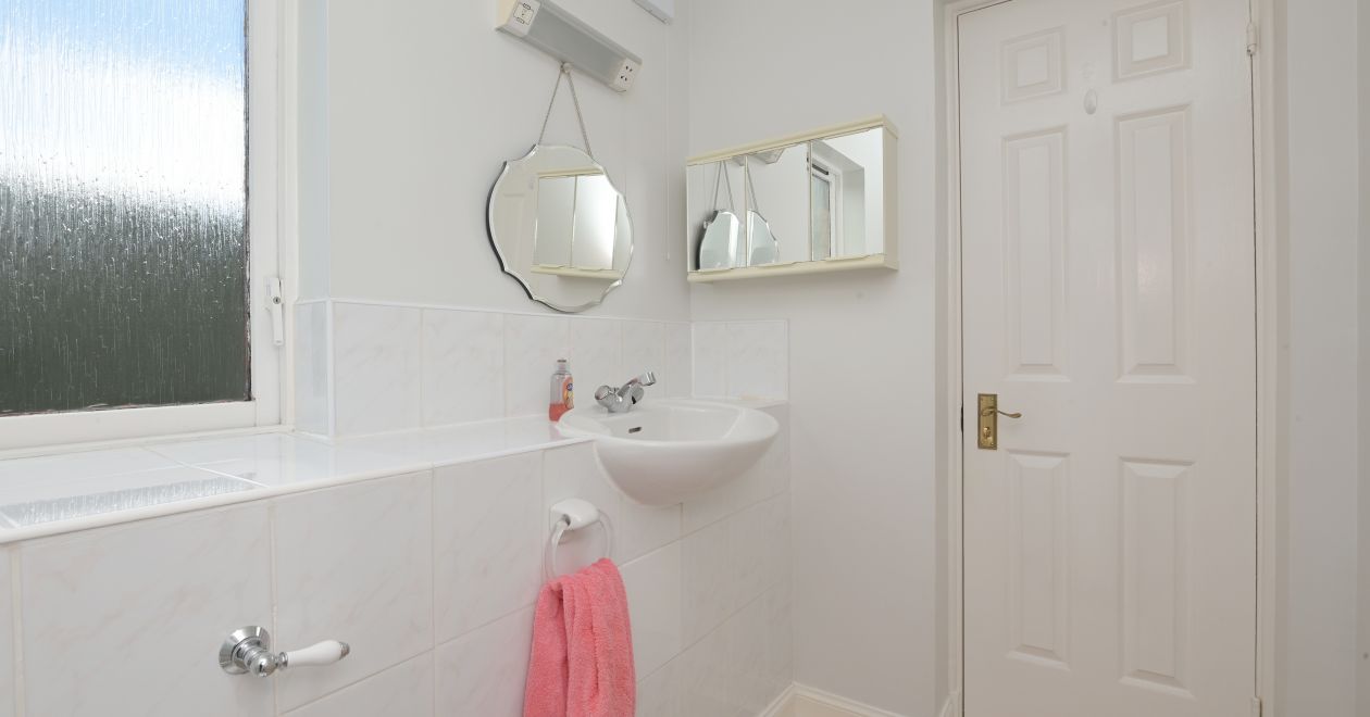 9/4 Liberton Place, Edinburgh, EH16 6NA
