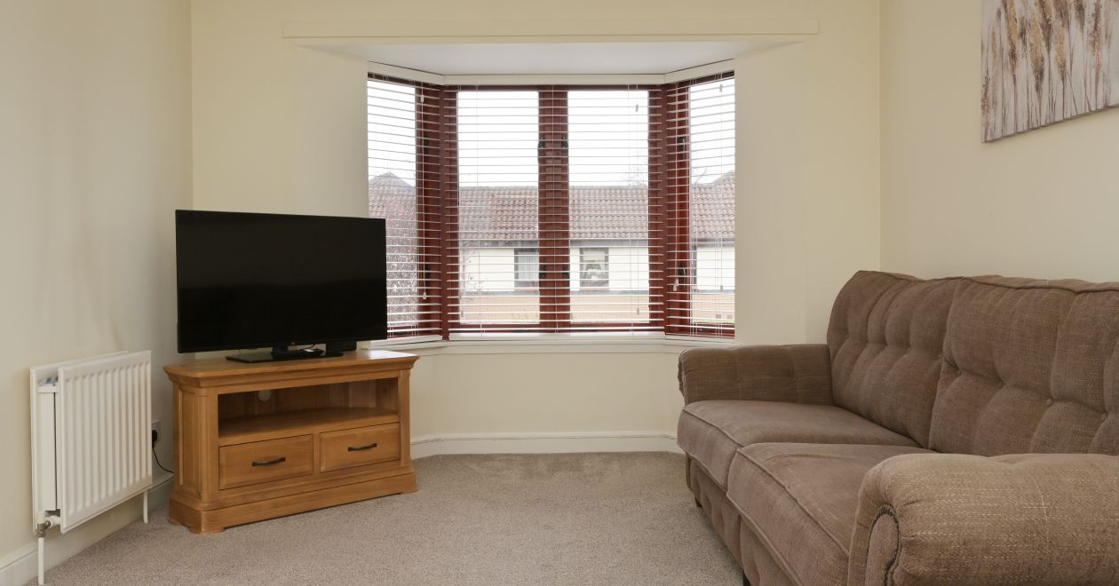 9/4 Liberton Place, Edinburgh, EH16 6NA