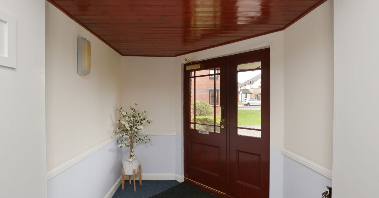 9/4 Liberton Place, Edinburgh, EH16 6NA