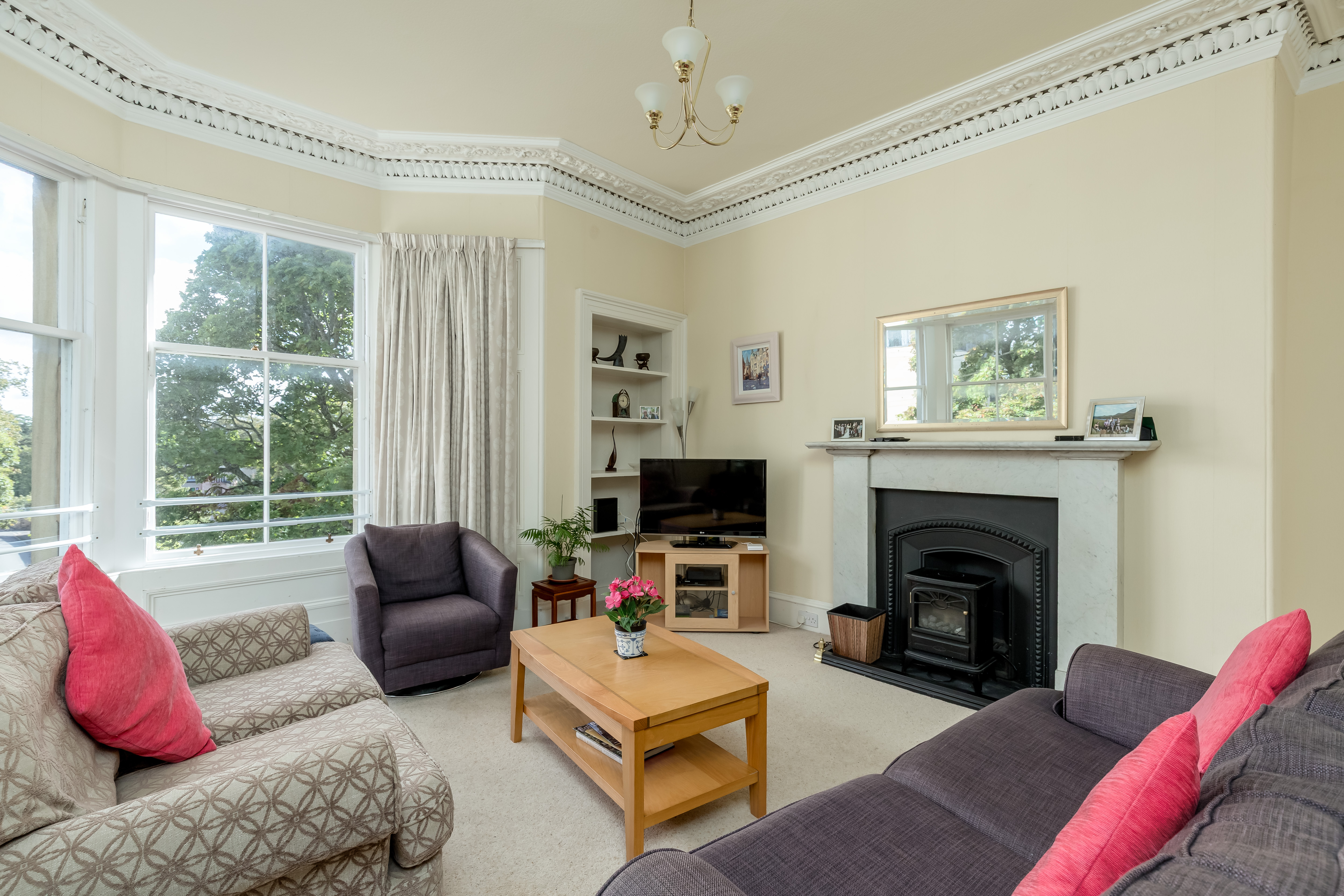 2/5 Eden Terrace, Morningside, Edinburgh, EH10 4SB, photo 2