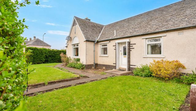 48 Alexander Drive, Prestonpans