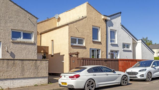 64 Abbots View, Haddington