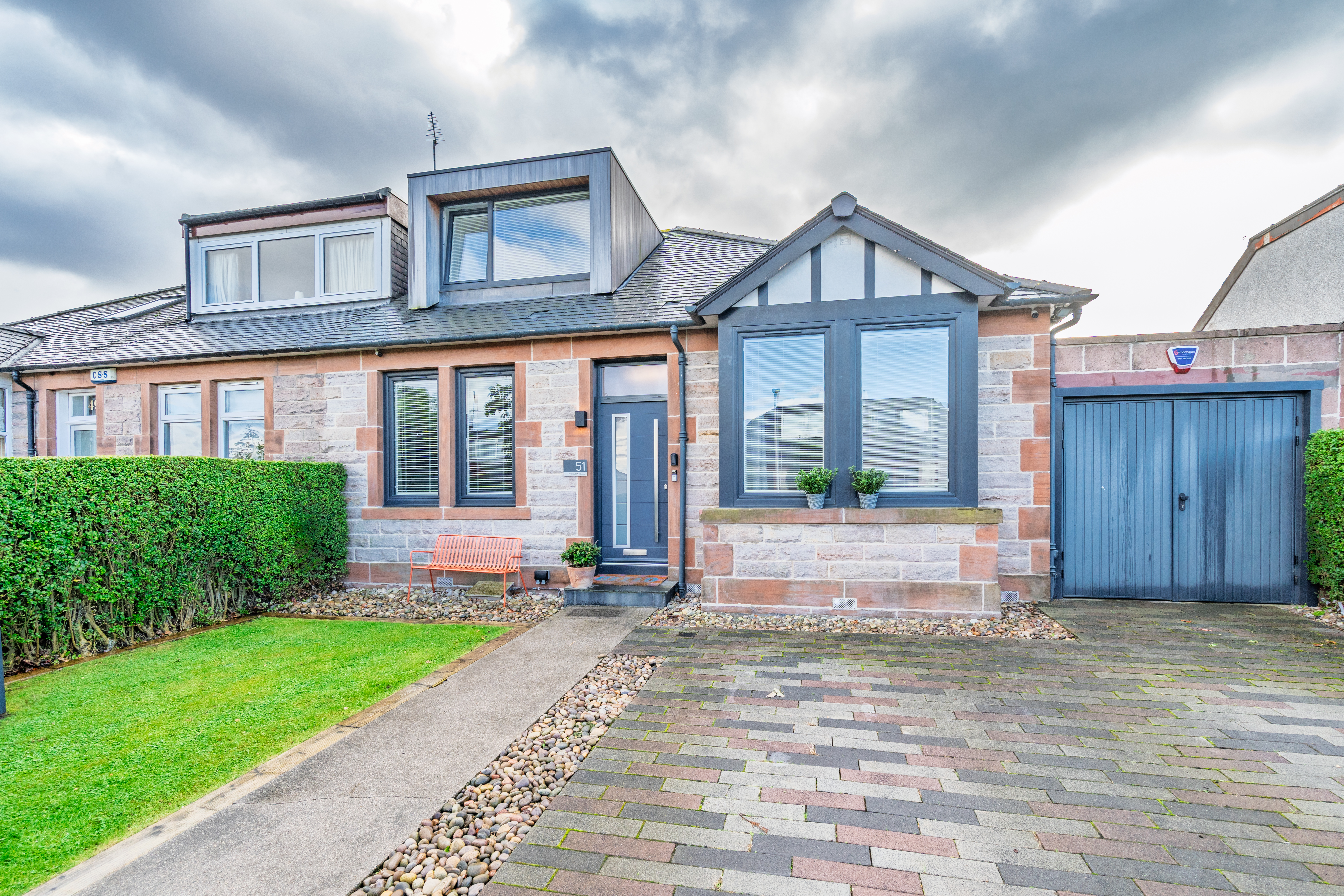 51 Columba Road, Blackhall, Edinburgh, EH4 3RJ