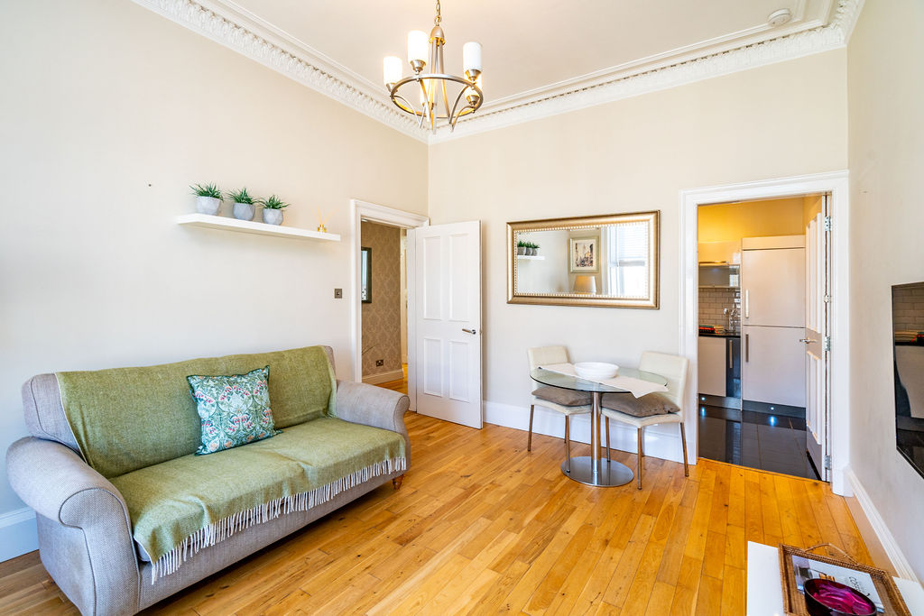 3F1, 40 Comely Bank Avenue, Comely Bank, Edinburgh, EH4 1EN, photo 2