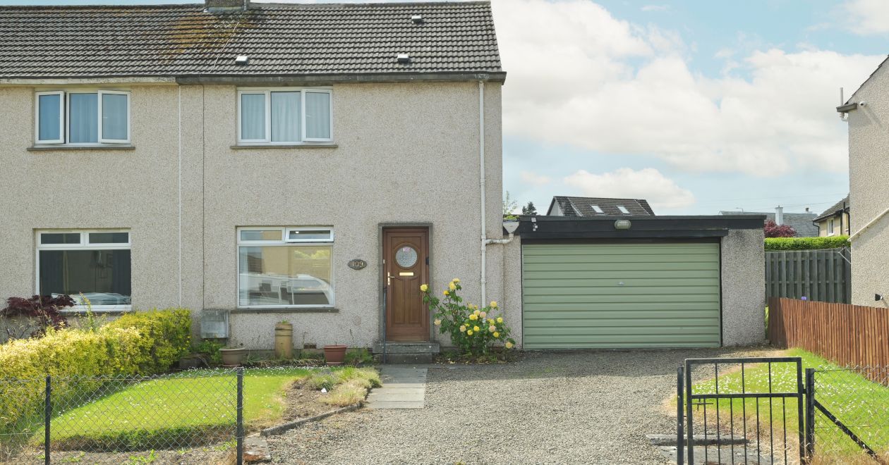 109 Dolphin Road, Currie, EH14 5SB