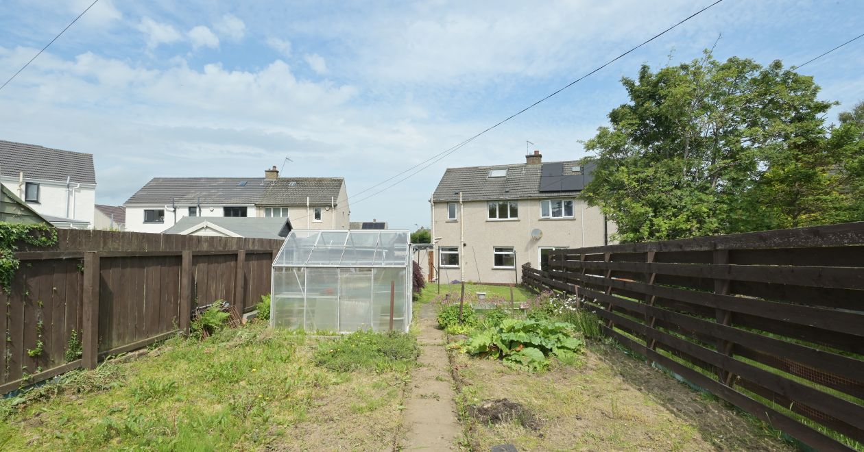 109 Dolphin Road, Currie, EH14 5SB