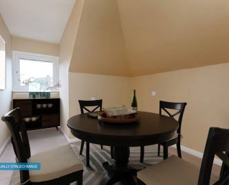 Third image of 173/511 Carlyle Court, Comely Bank Road, Edinburgh, EH4 1DJ