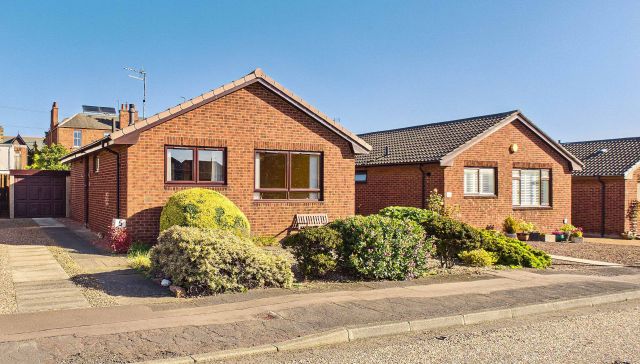 5 Newhouse Avenue, Dunbar