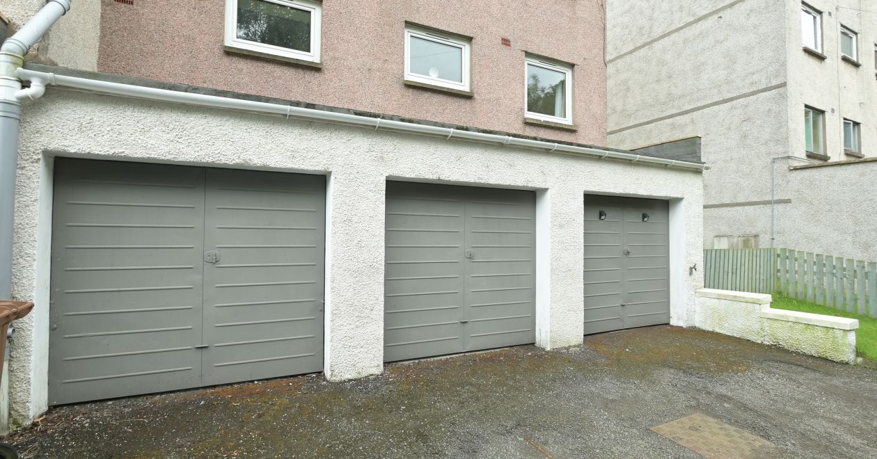 49E, Caiystane Gardens, Edinburgh, EH10 6TD