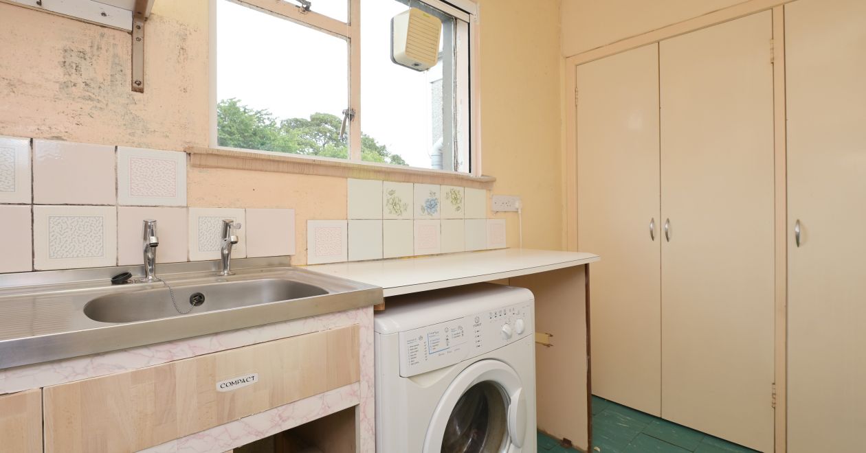 49E, Caiystane Gardens, Edinburgh, EH10 6TD