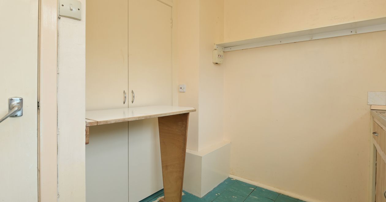 49E, Caiystane Gardens, Edinburgh, EH10 6TD