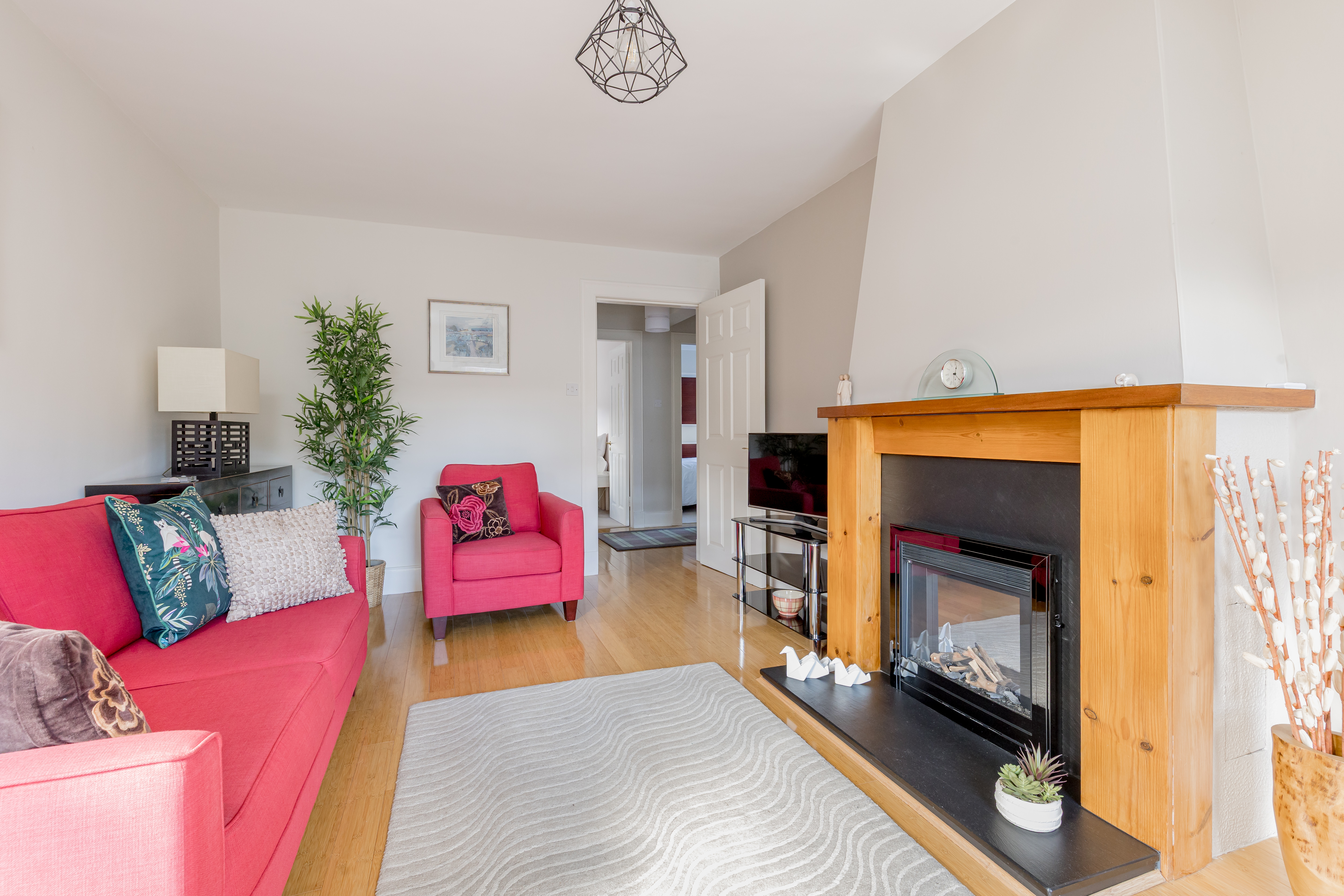 14/3 Hillpark Court, Blackhall, Edinburgh, EH4 7BE, photo 4