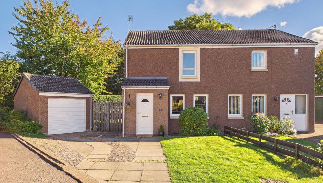 42 Acredales, Haddington