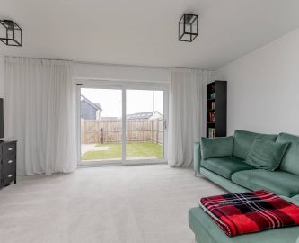 Third image of 12 Hoprig Place, Prestonpans, EH32 9TA