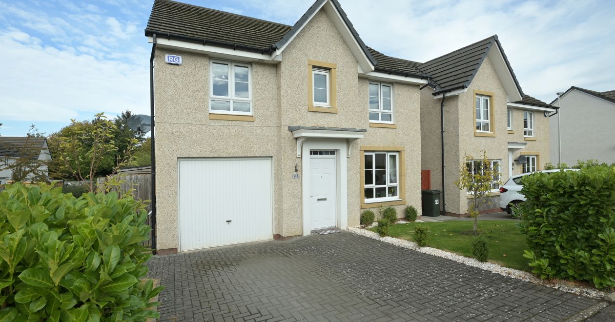 51 Clippens Drive, Edinburgh, EH17 8TU