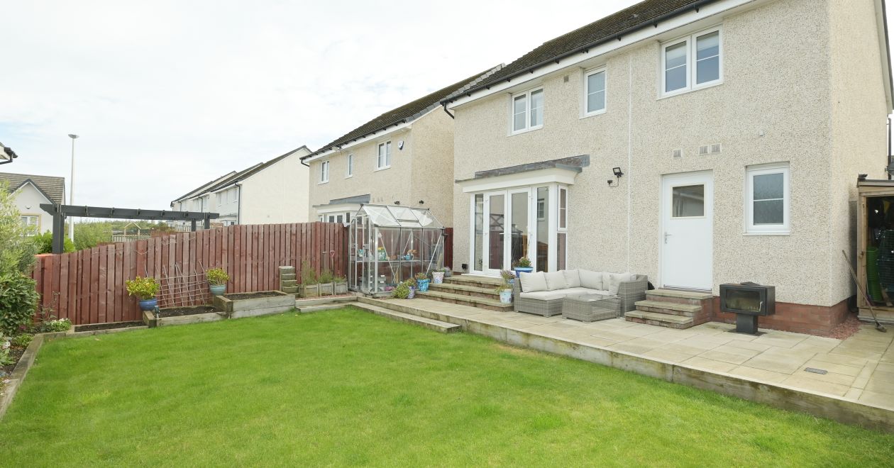 51 Clippens Drive, Edinburgh, EH17 8TU