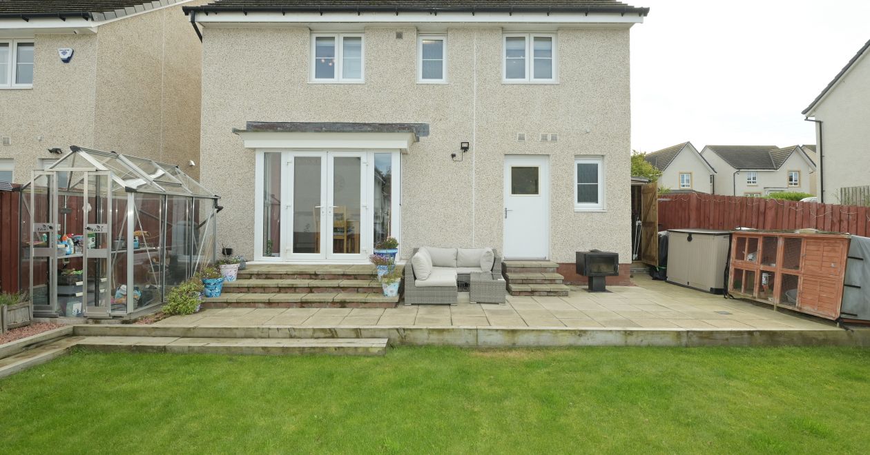 51 Clippens Drive, Edinburgh, EH17 8TU