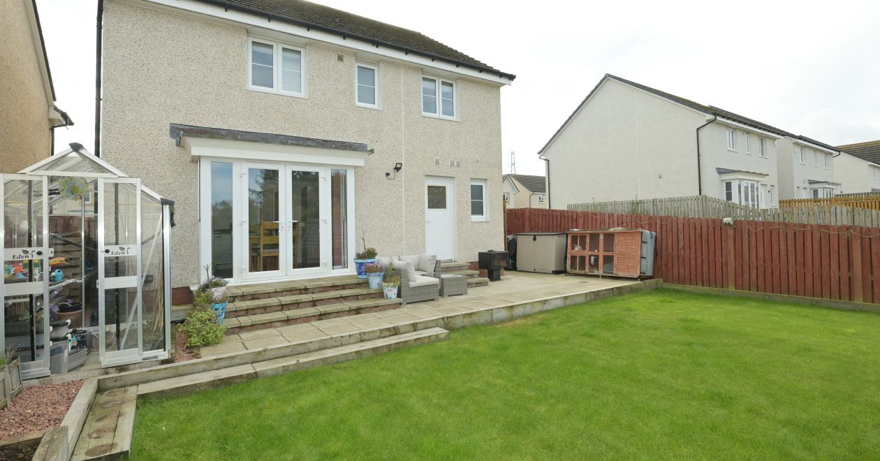 51 Clippens Drive, Edinburgh, EH17 8TU