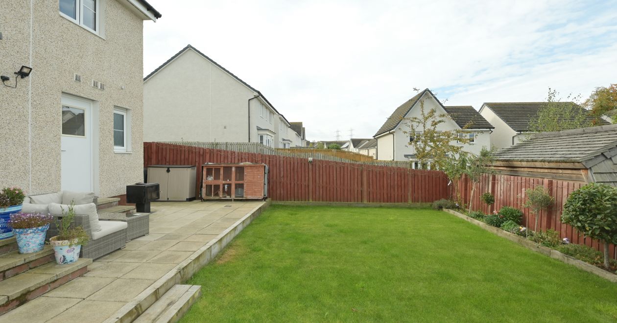 51 Clippens Drive, Edinburgh, EH17 8TU