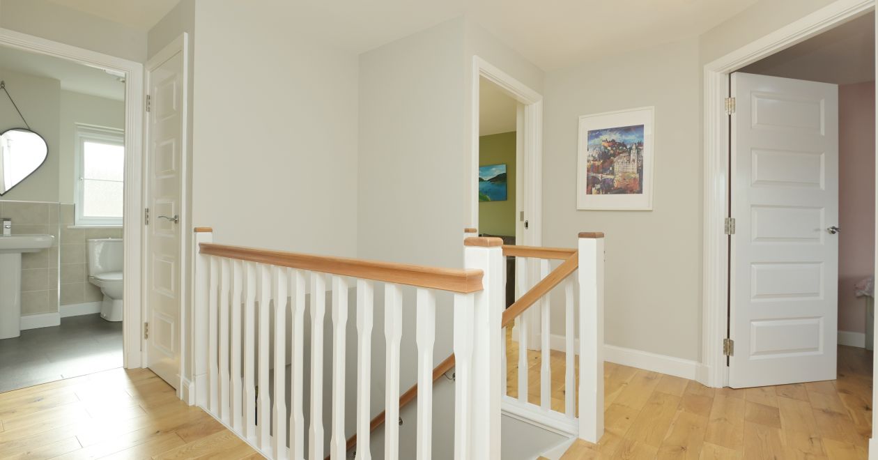 51 Clippens Drive, Edinburgh, EH17 8TU